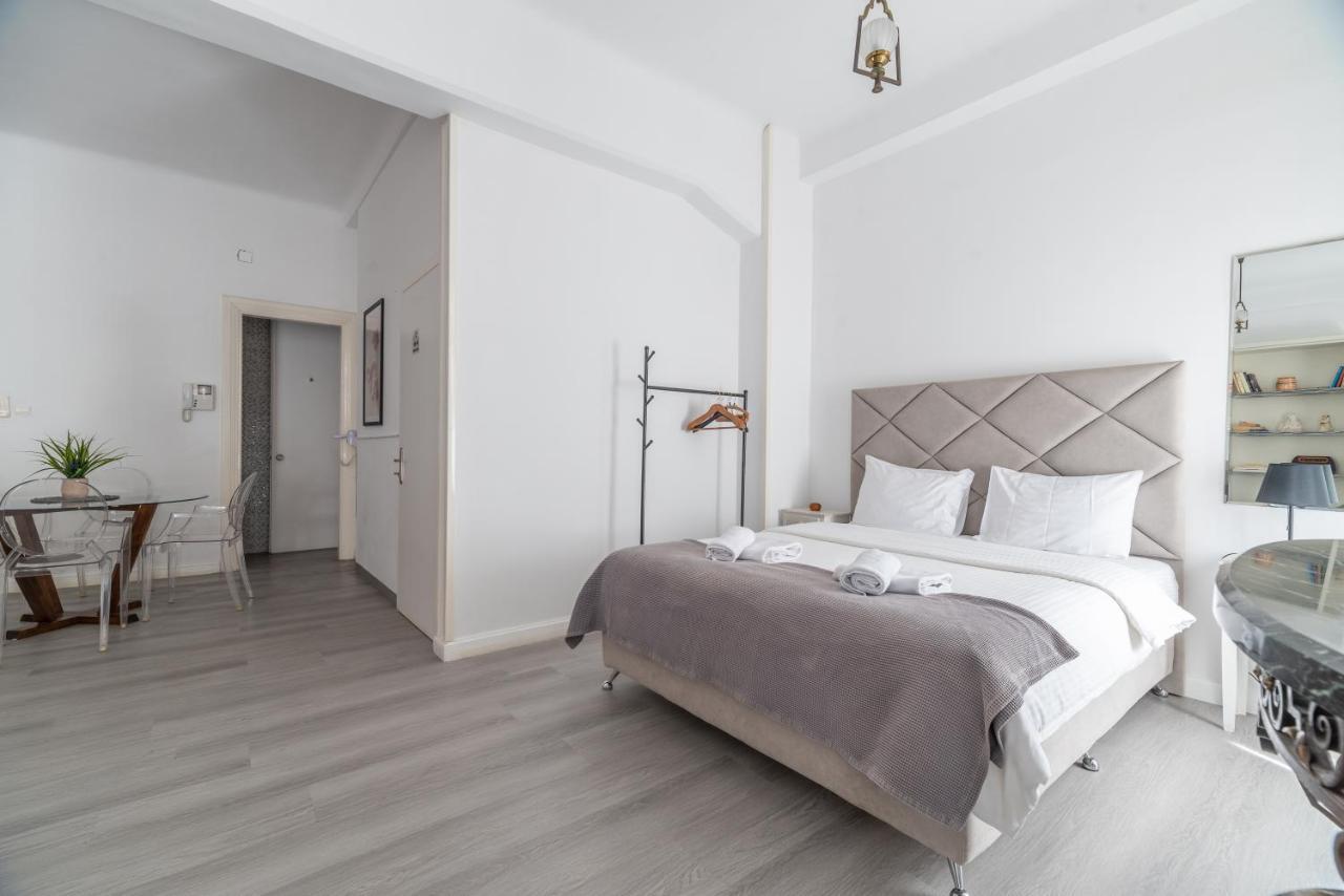 Apollonas Luxurious Apartments Athena Bagian luar foto